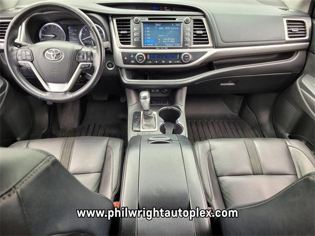 used 2017 Toyota Highlander car, priced at $23,659