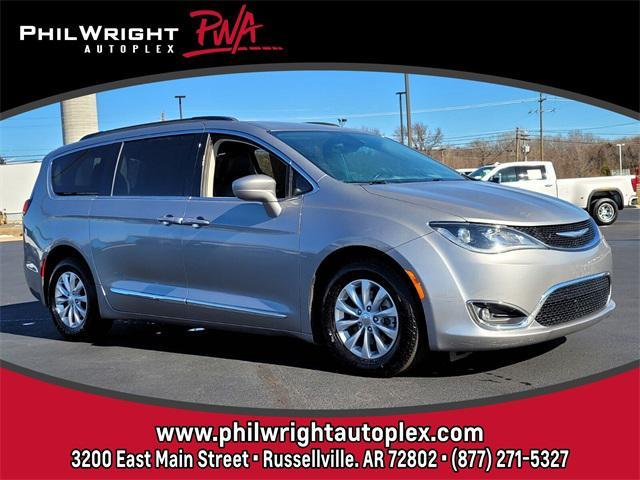 used 2017 Chrysler Pacifica car, priced at $12,899