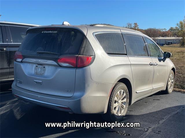 used 2017 Chrysler Pacifica car, priced at $13,699