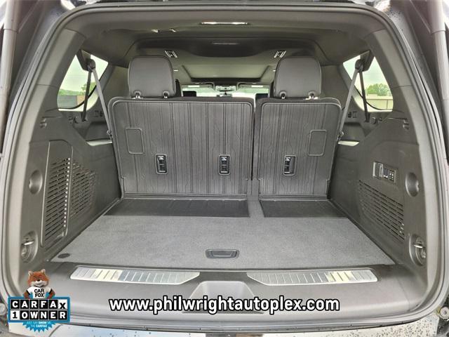 used 2024 GMC Yukon XL car, priced at $80,924