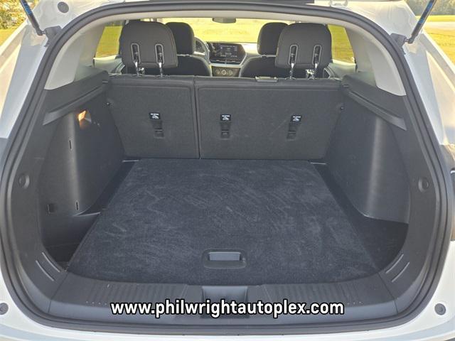used 2025 Chevrolet Trax car, priced at $22,171