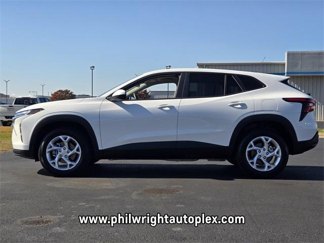 used 2025 Chevrolet Trax car, priced at $22,171