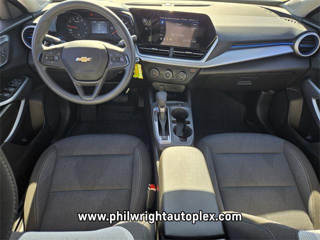 used 2025 Chevrolet Trax car, priced at $22,171