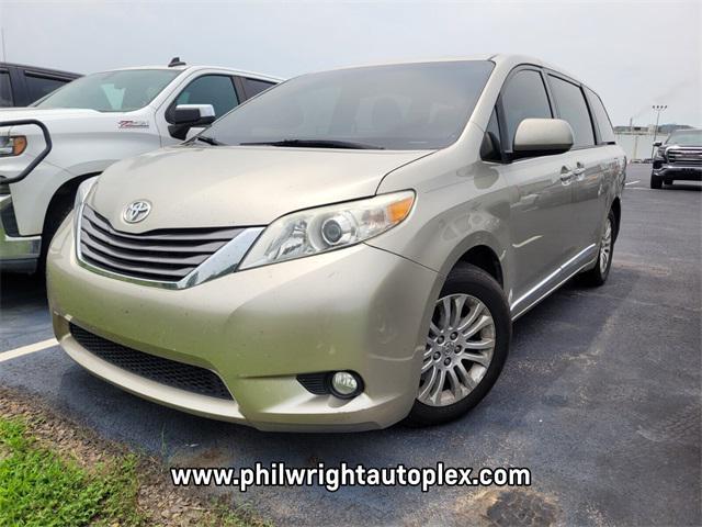used 2015 Toyota Sienna car, priced at $19,995