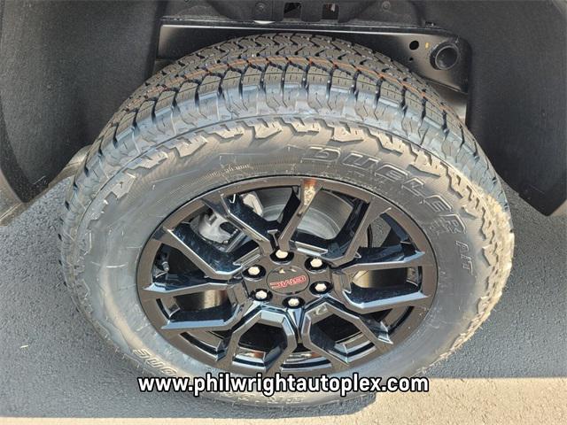 new 2025 GMC Canyon car, priced at $48,025