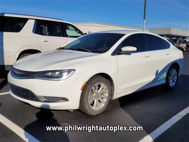 used 2017 Chrysler 200 car