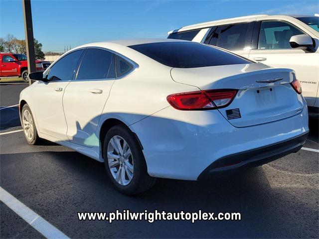 used 2017 Chrysler 200 car