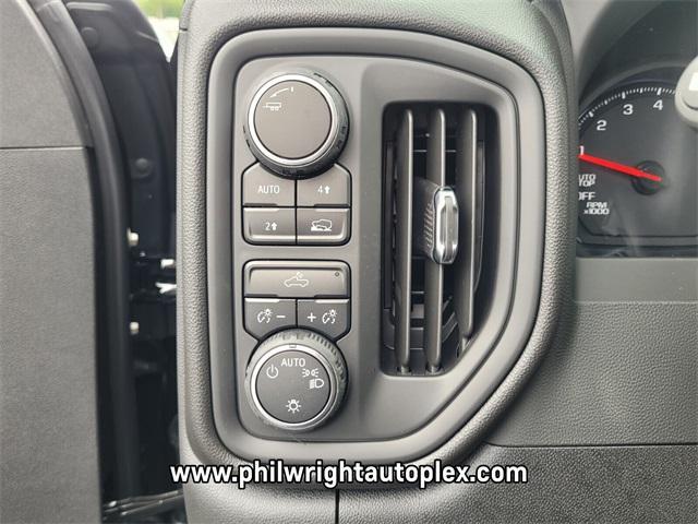new 2025 Chevrolet Silverado 1500 car, priced at $48,525