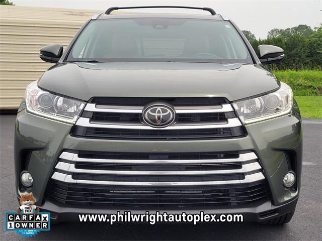 used 2018 Toyota Highlander car, priced at $23,995