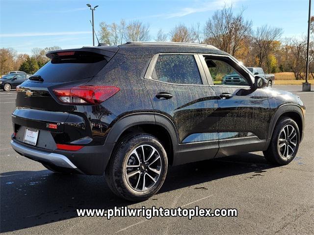 new 2025 Chevrolet TrailBlazer car, priced at $28,475