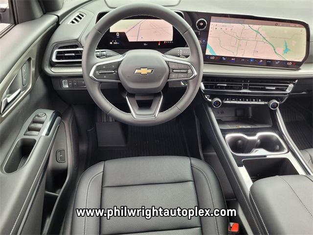 new 2025 Chevrolet Traverse car, priced at $43,844