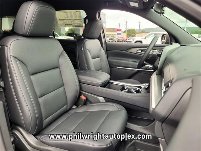 new 2025 Chevrolet Traverse car, priced at $43,844