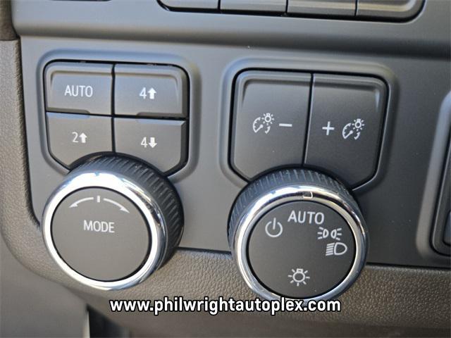 new 2025 Chevrolet Tahoe car, priced at $65,685