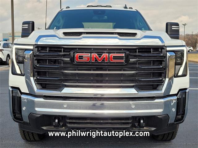 new 2025 GMC Sierra 2500 car, priced at $58,900