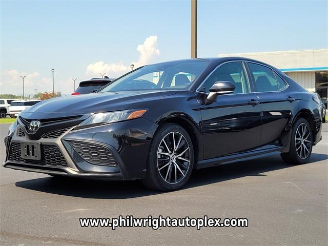 used 2023 Toyota Camry car, priced at $25,657