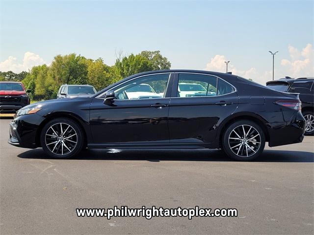 used 2023 Toyota Camry car, priced at $25,657