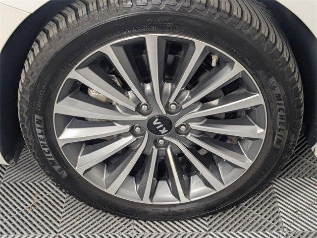 used 2019 Kia Cadenza car, priced at $21,784