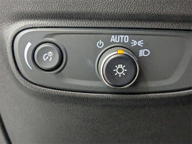 used 2022 Chevrolet Equinox car, priced at $18,593