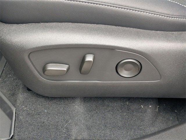 new 2026 Chevrolet Traverse car, priced at $43,152