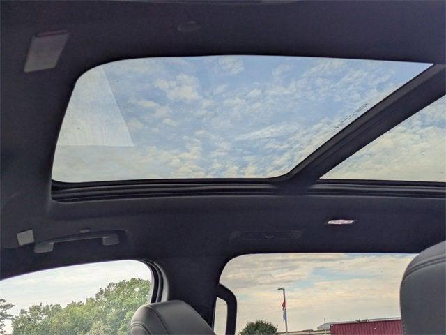 new 2026 Chevrolet Traverse car, priced at $43,152