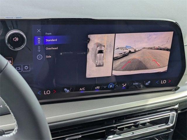 new 2026 Chevrolet Traverse car, priced at $41,328