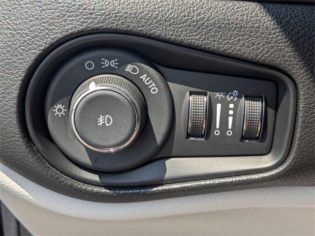 used 2018 Jeep Renegade car, priced at $15,408