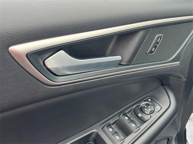 used 2024 Ford Edge car, priced at $23,351