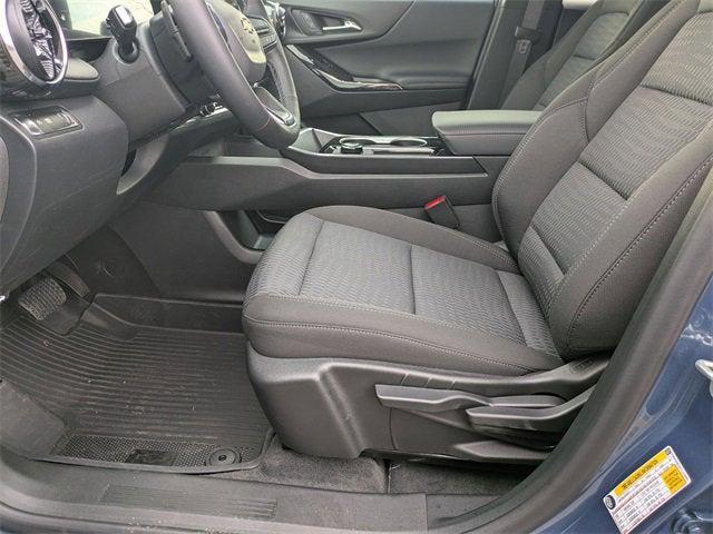 new 2026 Chevrolet Equinox car, priced at $32,535