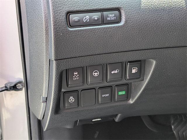 used 2019 Nissan Rogue car, priced at $17,364