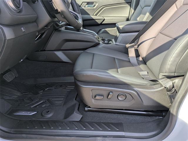 new 2025 Chevrolet Colorado car, priced at $41,580