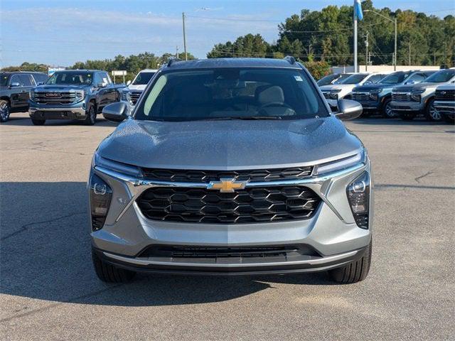 new 2025 Chevrolet Trax car, priced at $25,485