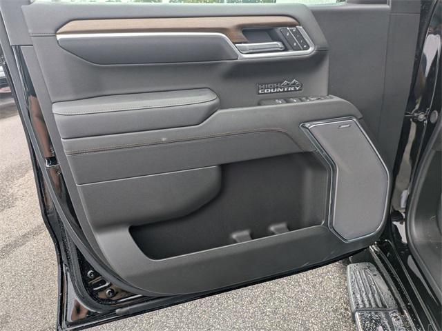 new 2025 Chevrolet Silverado 1500 car, priced at $66,580