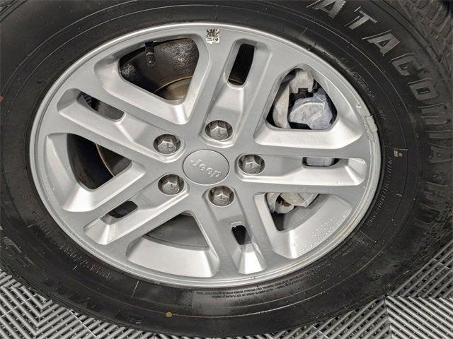 used 2024 Jeep Grand Cherokee car, priced at $29,450