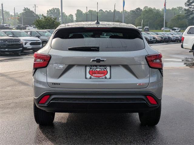 new 2025 Chevrolet Trax car, priced at $24,290
