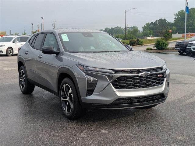 new 2025 Chevrolet Trax car, priced at $24,290
