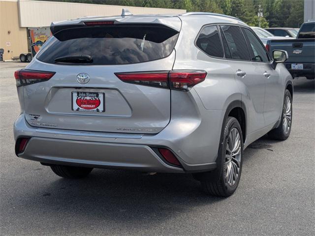 used 2021 Toyota Highlander car, priced at $36,970