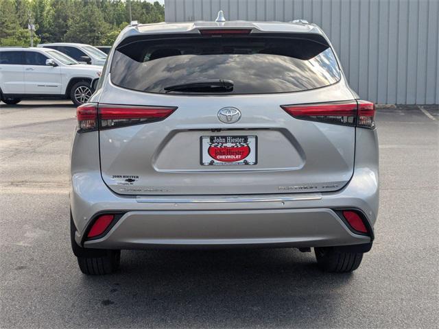 used 2021 Toyota Highlander car, priced at $36,970