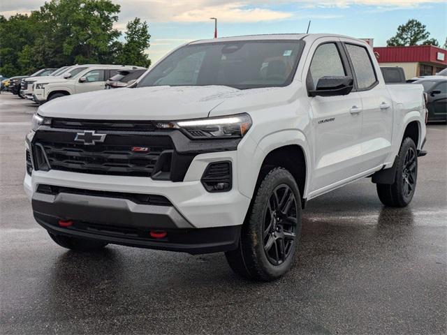 new 2025 Chevrolet Colorado car, priced at $50,290