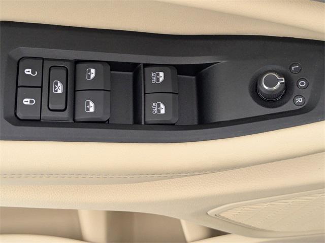 used 2025 Jeep Grand Cherokee L car, priced at $42,998