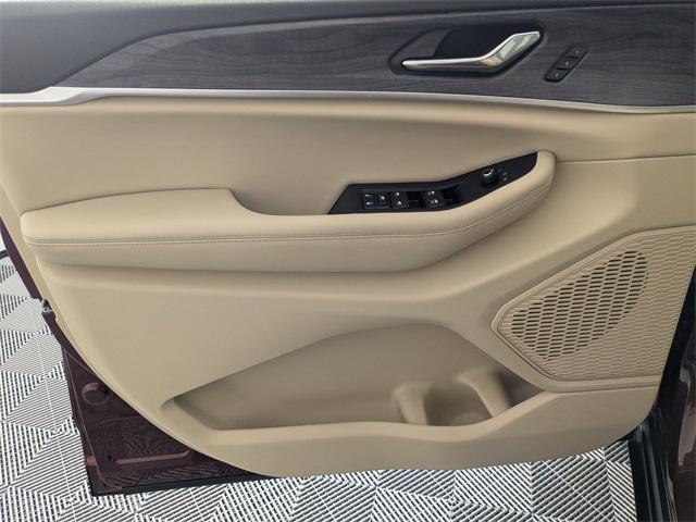 used 2025 Jeep Grand Cherokee L car, priced at $42,998