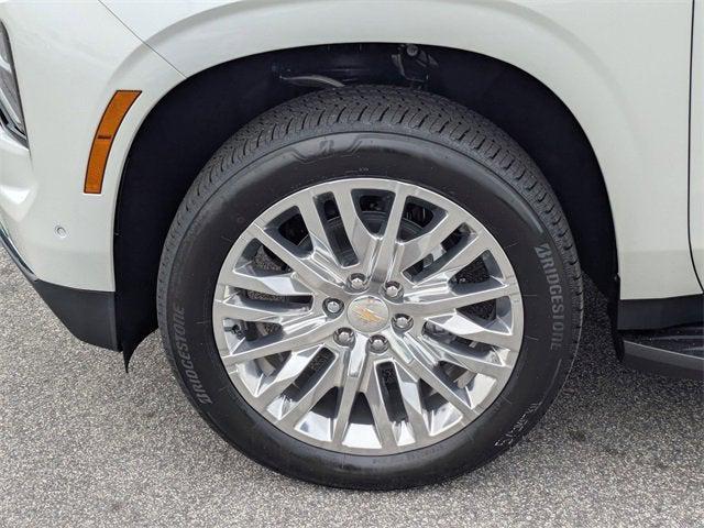 new 2025 Chevrolet Suburban car, priced at $76,315