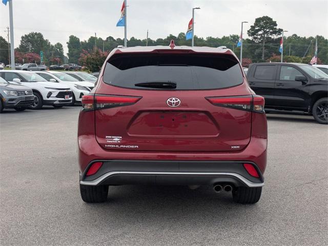 used 2023 Toyota Highlander car, priced at $38,996