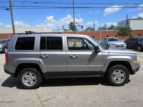 used 2014 Jeep Patriot car, priced at $10,990