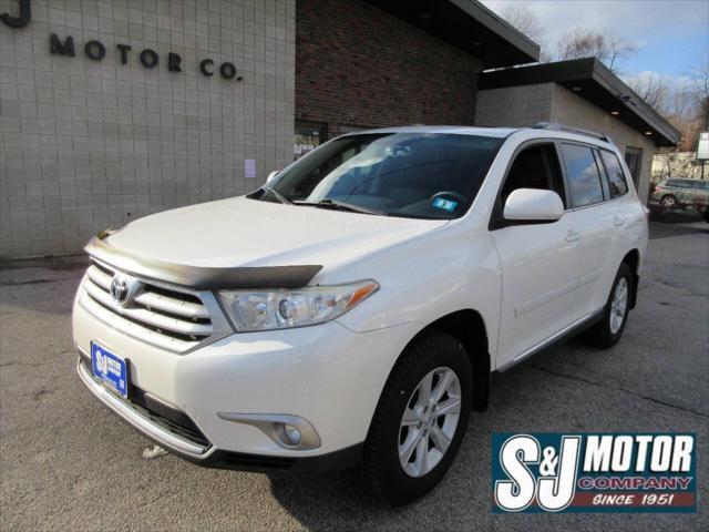 used 2013 Toyota Highlander car, priced at $15,495