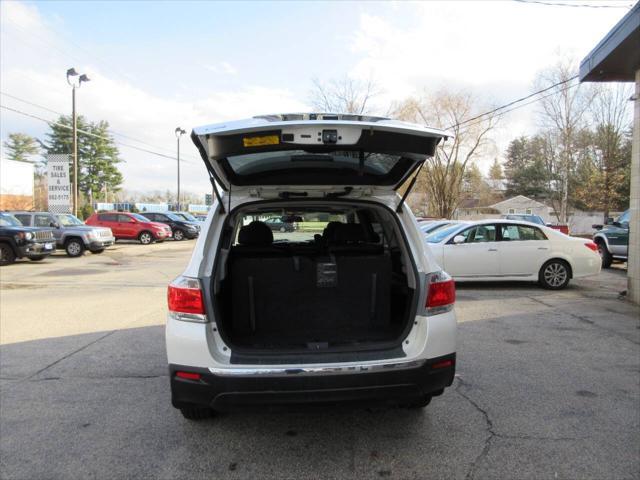 used 2013 Toyota Highlander car, priced at $15,495