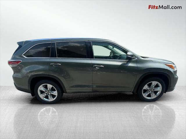 used 2016 Toyota Highlander car, priced at $23,988