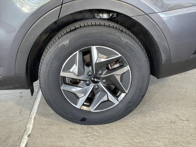 used 2022 Kia Sorento Hybrid car, priced at $26,588