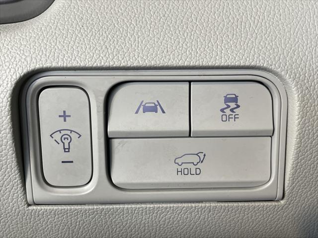 used 2022 Kia Sorento Hybrid car, priced at $26,588