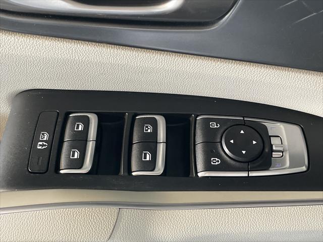 used 2022 Kia Sorento Hybrid car, priced at $26,588