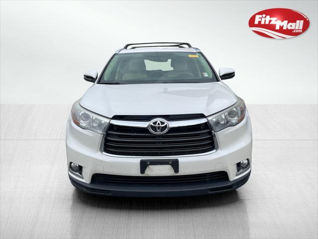 used 2016 Toyota Highlander car, priced at $22,988
